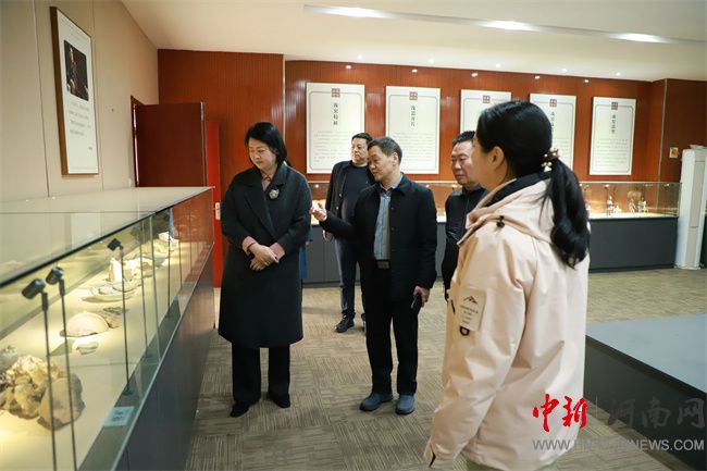 �����I(y��)���g(sh��)�W(xu��)Ժ�e�С��ǅRУ�@����Ԓ�l(f��)չ���˴������Մ��(hu��)