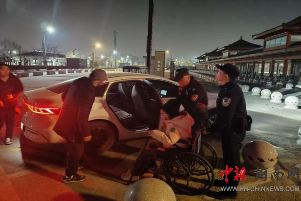 ���´��L(f��ng)ů�����h����������_(k��i)�ⱱվ�ɳ����_(k��i)չ���W(xu��)���h������(d��ng)�r(sh��)��ϵ��־Ը����(w��)���(d��ng)